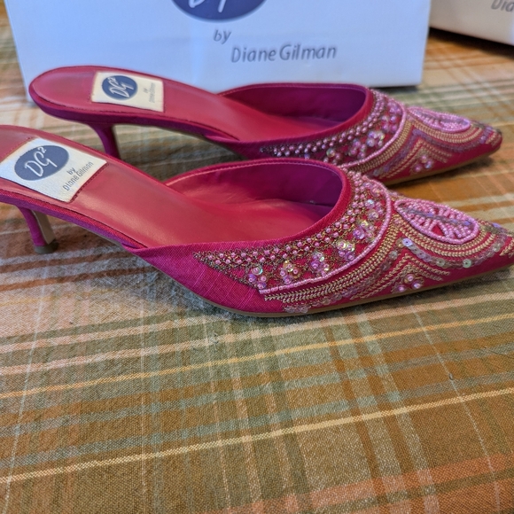 DG2 Beaded Mules - Picture 3 of 8